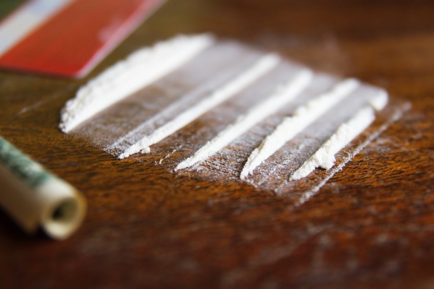 Image showing a banknote and cocaine on a table